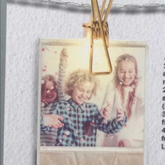 New Golden Glowing LED Photo Clip Lights - Picture 2 of 3